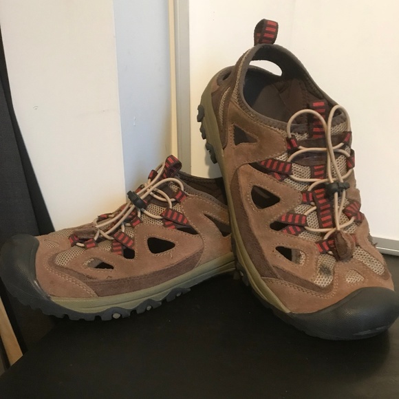 gh bass walking shoes